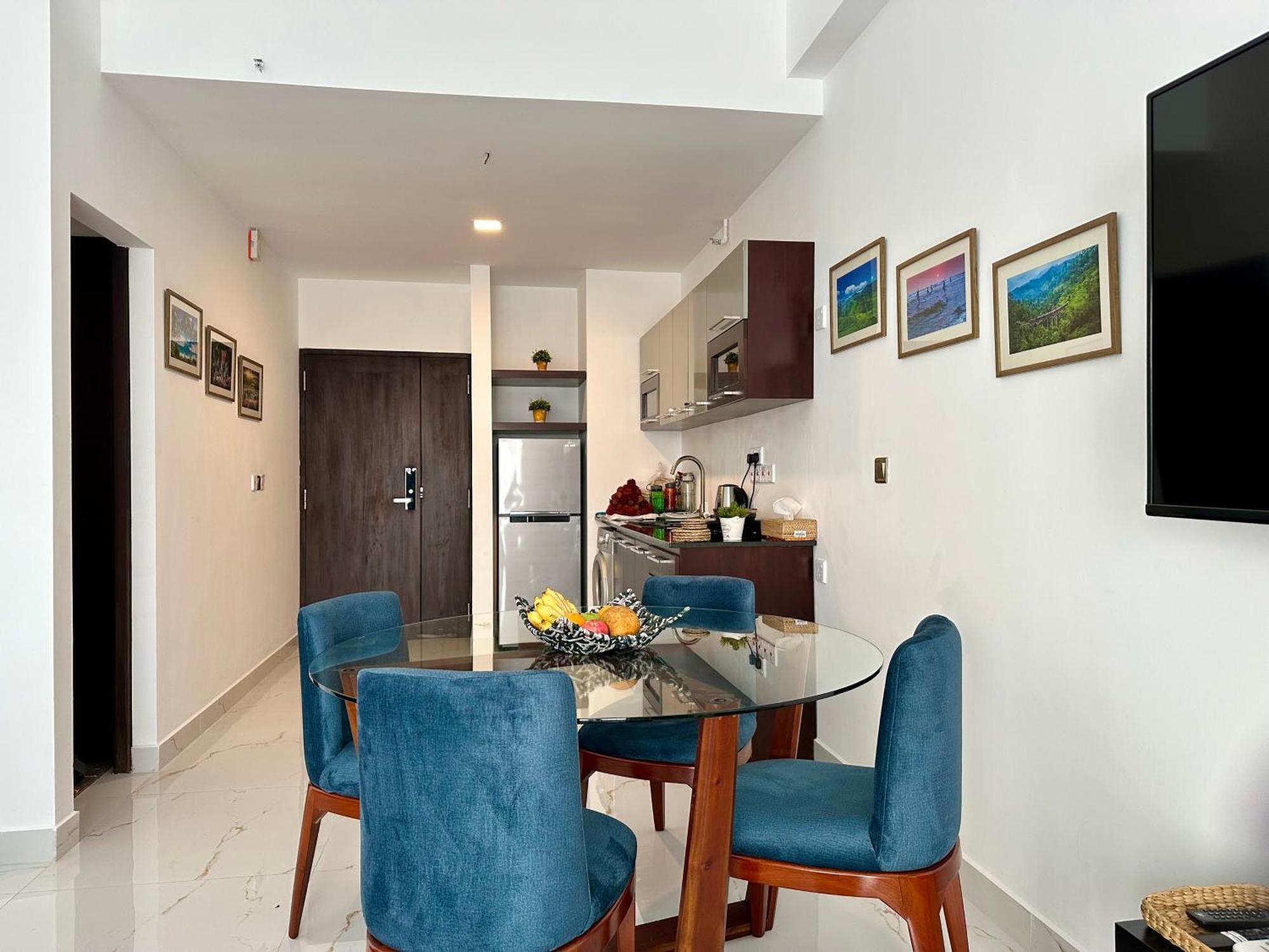 Ocean Breeze Hotel Residencies Britlanka Apartments Негомбо Экстерьер фото
